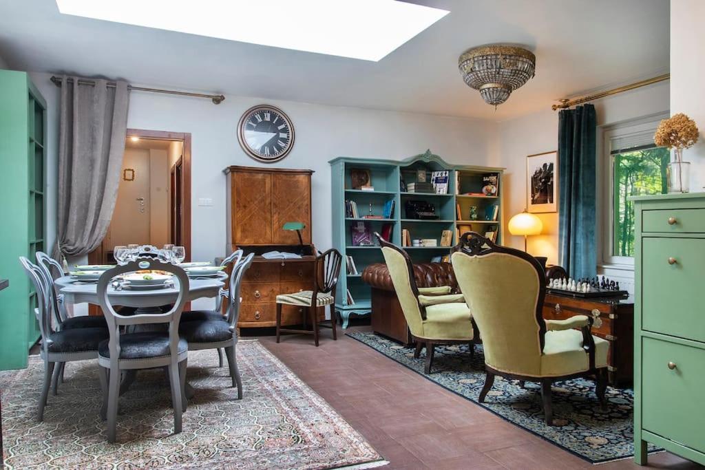 House W/castle View Garden, Wine, Garage, Netflix Ferienhaus Budapest